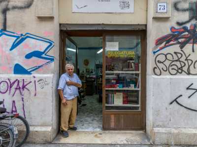 Si tratta della �Legatoria Gm� di Luigi Mangione, che qui opera dagli anni 60